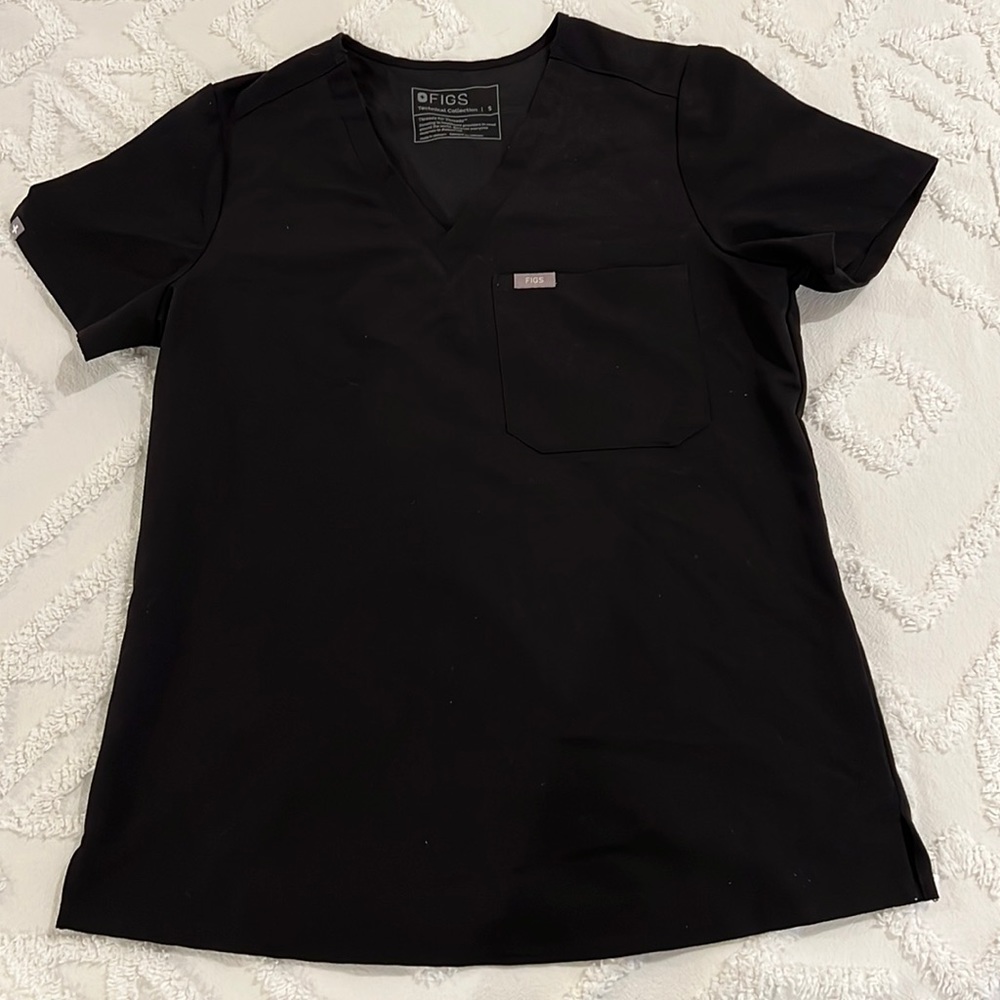 Figs Scrub Top